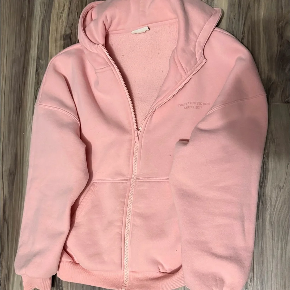 Comfrt Pastel Collection Zip-Up Hoodie & Straight Leg Sweatpants Set – Small - Picture 2 of 6